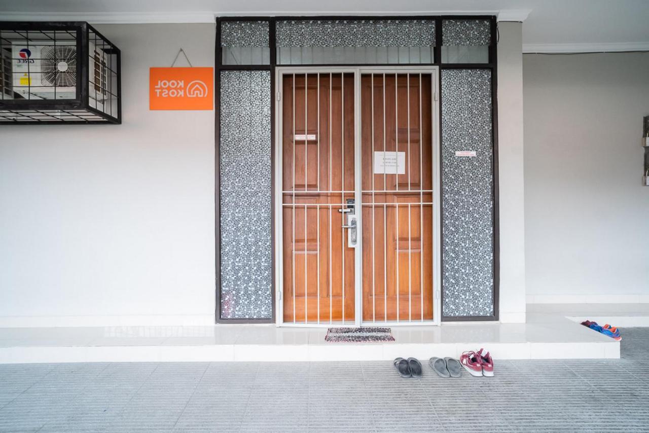 Hotel Koolkost Near Pasar Baru Giacarta Esterno foto