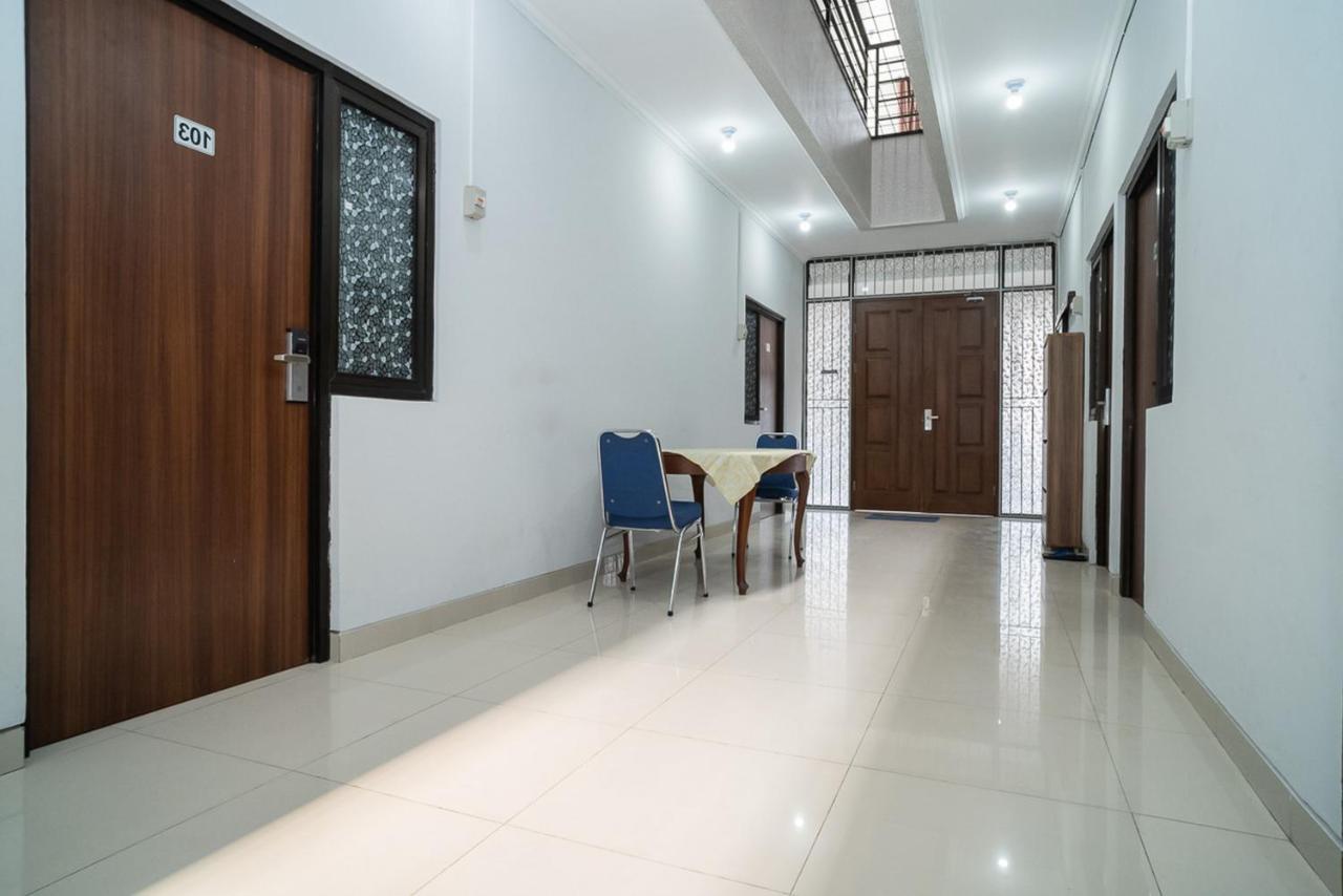 Hotel Koolkost Near Pasar Baru Giacarta Esterno foto