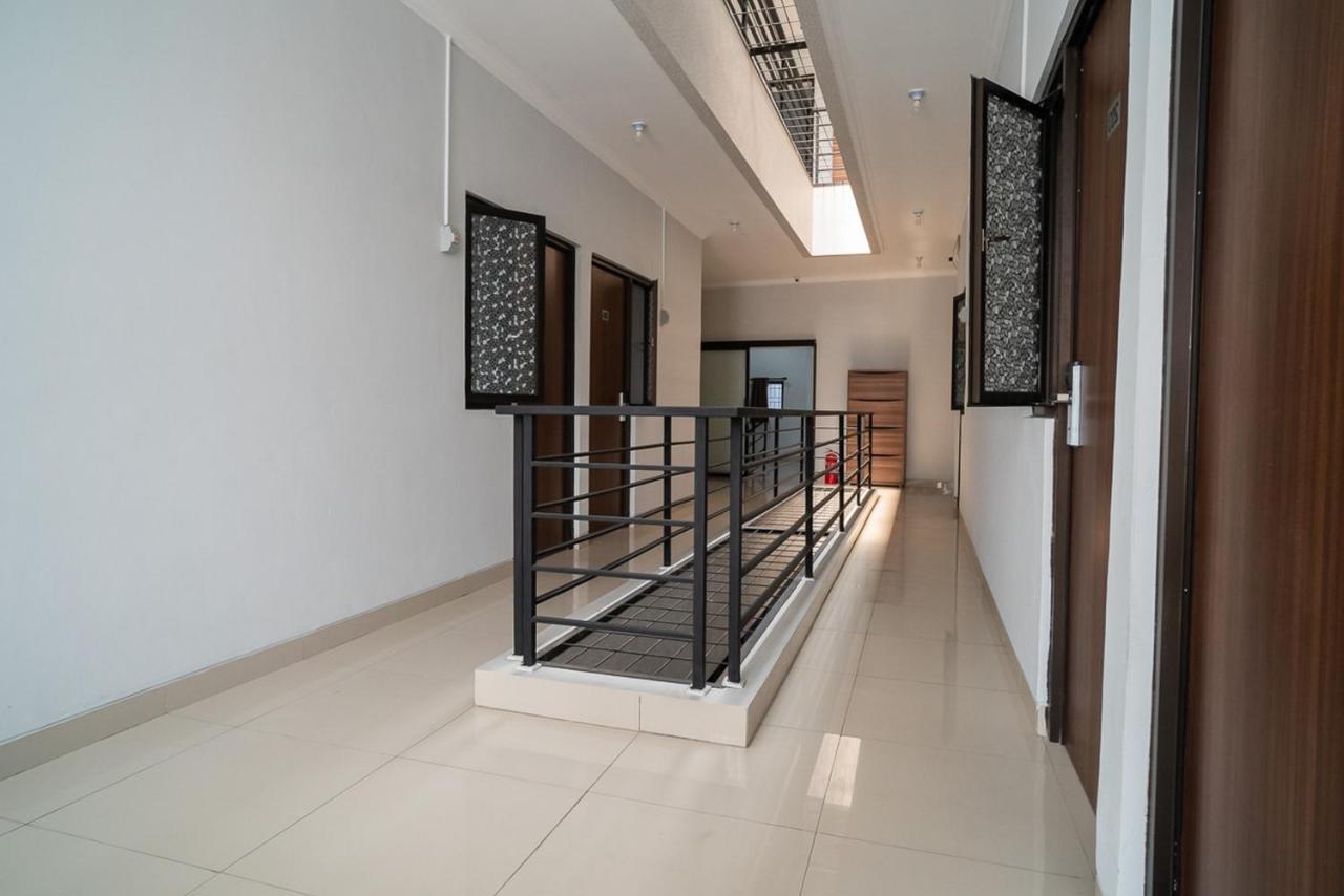 Hotel Koolkost Near Pasar Baru Giacarta Esterno foto